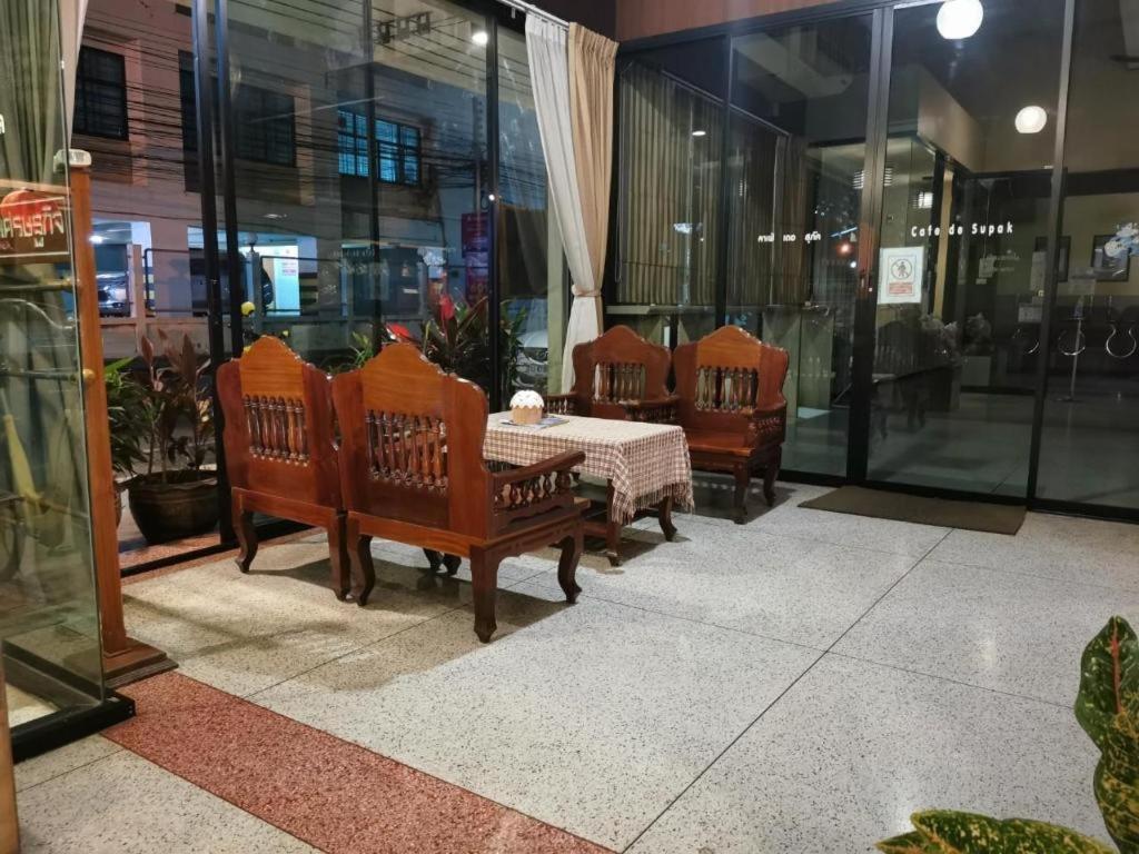 קלסין Supak Hotel מראה חיצוני תמונה