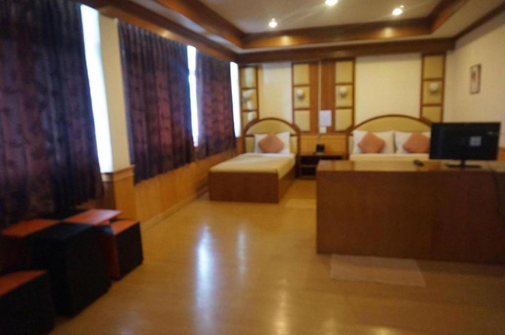 קלסין Supak Hotel מראה חיצוני תמונה