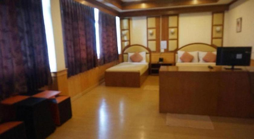 קלסין Supak Hotel מראה חיצוני תמונה